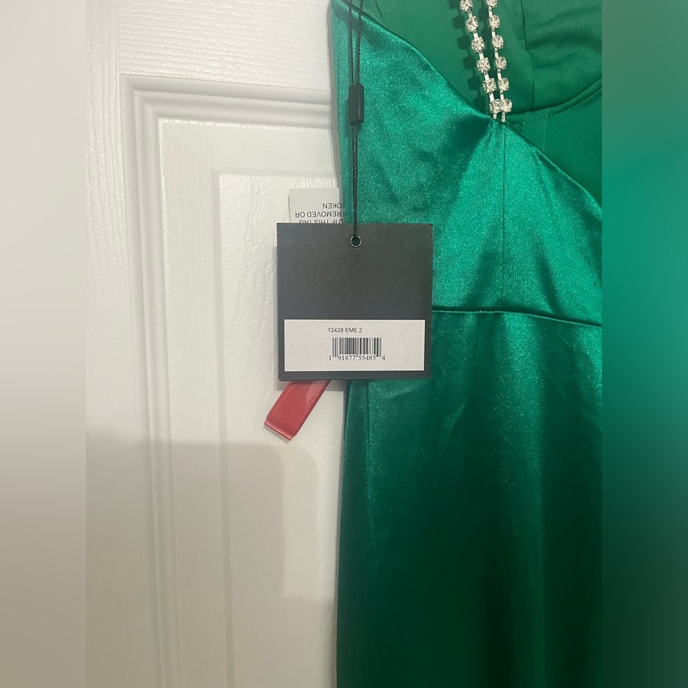 Mac Duggal Green Prom Dress - Picture 6 of 7